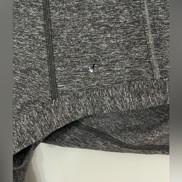 🌟NWOT🌟 Ivivva: Girls Long Sleeve Hooded Top- Size 12 - Picture 4 of 8